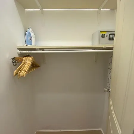 דירה Pedro Surf Shelter *