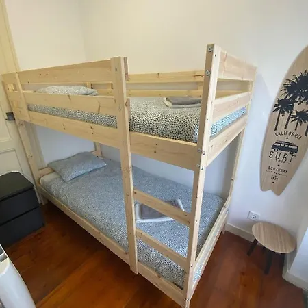 Pedro Surf Shelter *